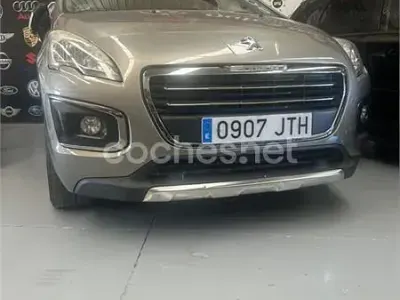 Usado Peugeot 3008 Style 130 CV (95 kW) 2016 Beige Berlina