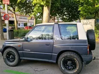 Usado Suzuki Vitara 95 CV (69 kW) 1995 Gris / plata SUV