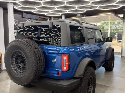 Usado Ford Bronco 335 CV (246 kW) 2024 Azul SUV