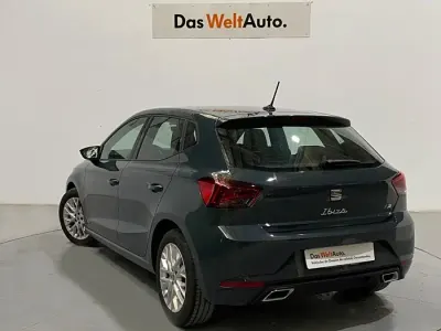 Usado Seat Ibiza FR 115 CV (84 kW) 2025 Azul Utilitario