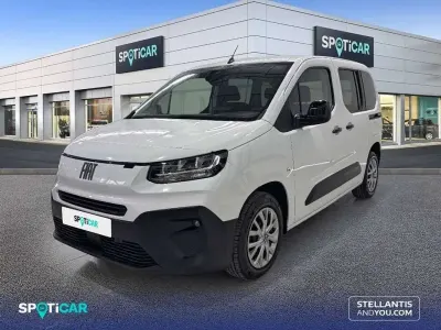 Usado Fiat Doblò 101 CV (74 kW) 2025 Blanco Monovolumen