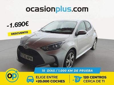 Usado Toyota Yaris Hybrid Active 116 CV (85 kW) 2024 Gris Berlina