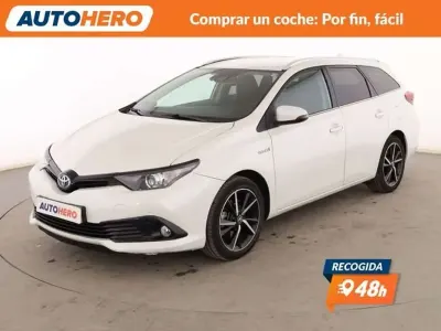 Usado Toyota Auris Hybrid