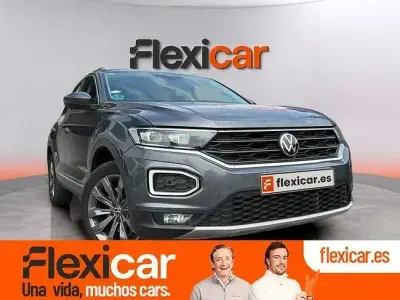 Usado VW T-Roc Sportline 150 CV (110 kW) 2021 Gris SUV