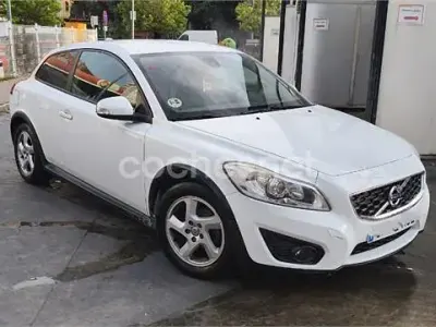 Usado Volvo C30 Momentum 115 CV (84 kW) 2012 Blanco Utilitario