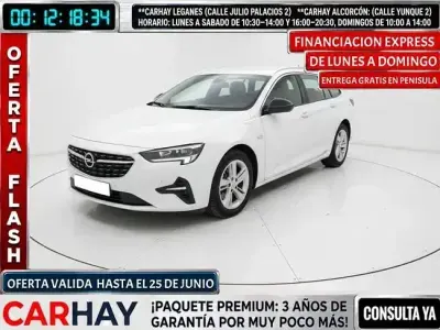 Usado Opel Insignia Business 122 CV (89 kW) 2022 Blanco Familiar