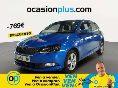 Usado Skoda Fabia 90 CV (66 kW) 2017 Azul Utilitario