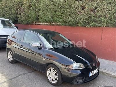 Käytetty Seat Ibiza 100 HP (73 kW) 2007 Musta Viistoperä