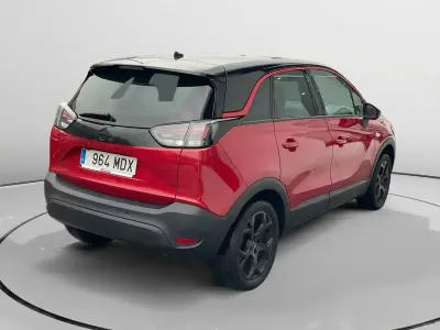 Usado Opel Crossland 110 CV (80 kW) 2023 Rojo SUV