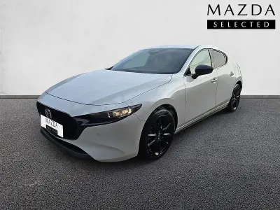 Używany Mazda 3 Homura-Line 186 KM (136 kW) 2024 Biały Sedan/Limuzyna