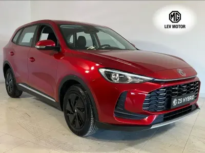 Käytetty MG ZS 197 HP (144 kW) 2024 Musta Sedan