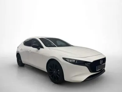 Usado Mazda 3 Homura-Line 122 CV (89 kW) 2023 Blanco Utilitario