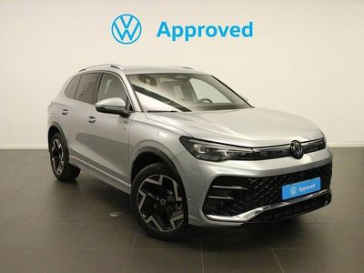 Usado VW Tiguan R-line 204 CV (150 kW) 2025 Gris plata SUV