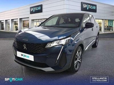 Usado Peugeot 3008 Allure 131 CV (96 kW) 2023 Azul SUV