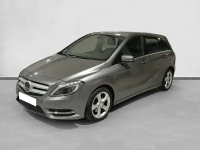 Usado Mercedes B180