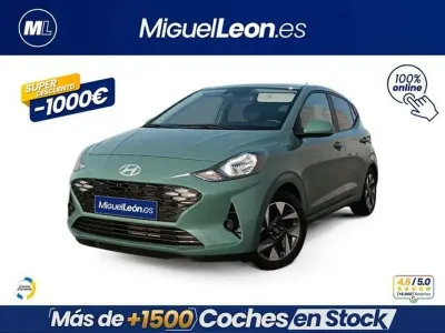 Usado Hyundai i10 67 CV (49 kW) 2024 Verde Utilitario