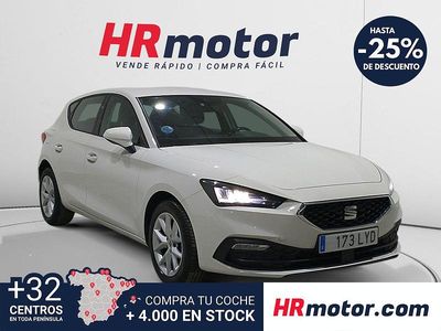 Usado Seat Leon Reference 116 CV (85 kW) 2022 Blanco Berlina