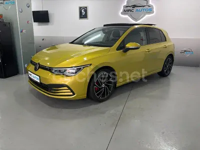 Usado VW Golf VII Life 150 CV (110 kW) 2021 Amarillo Utilitario