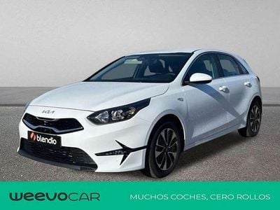 Blanco Usado 2024 Kia Ceed Utilitario | 18.900 € (Precio justo)