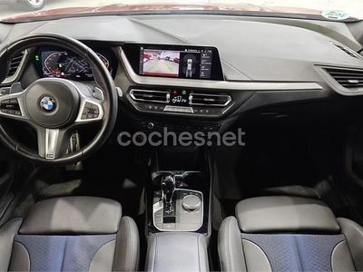 Usado BMW 118 136 CV (100 kW) 2021 Rojo Utilitario