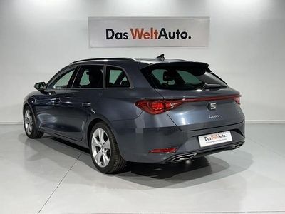 Gris Usado 2024 Seat Leon FR | 26.000 € (Precio justo)