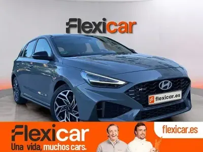 Usado Hyundai i30 N Line 100 CV (73 kW) 2024 Gris