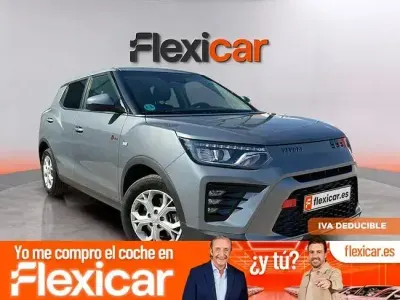 Usado SsangYong Tivoli 163 CV (119 kW) 2024 Gris SUV