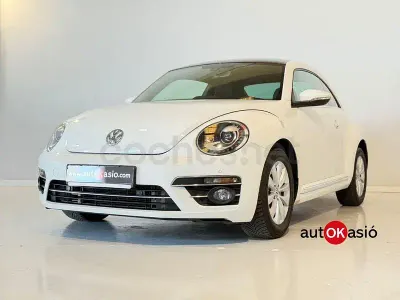 Usado VW Beetle Design 105 CV (77 kW) 2016 Blanco Utilitario