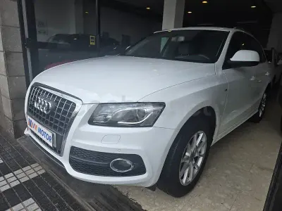 Begagnad Audi Q5 S-Line 211 HK (155 kW) 2010 Vit SUV