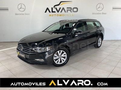 Usado VW Passat Business 122 CV (89 kW) 2021 Gris / plata Familiar
