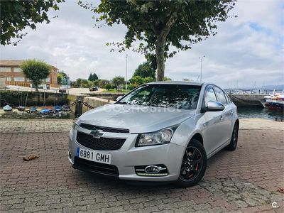 Usado Chevrolet Cruze LS 150 CV (110 kW) 2009 Gris / plata Berlina