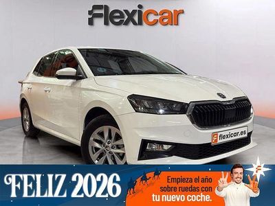 Blanco Usado 2024 Skoda Fabia Selection Berlina | 16.490 € (Precio justo)