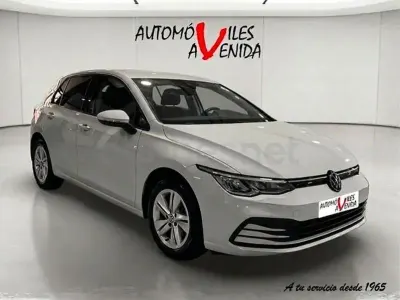 Usado VW Golf VIII Life 115 CV (84 kW) 2022 Blanco Berlina