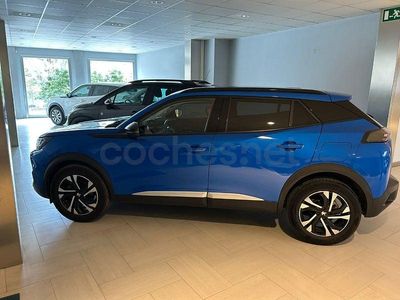 Usado Peugeot 2008 Allure 130 CV (95 kW) 2022 Azul SUV
