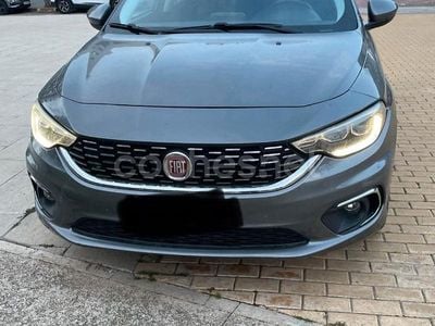 Usado Fiat Tipo Business 120 CV (88 kW) 2017 Gris / plata Berlina
