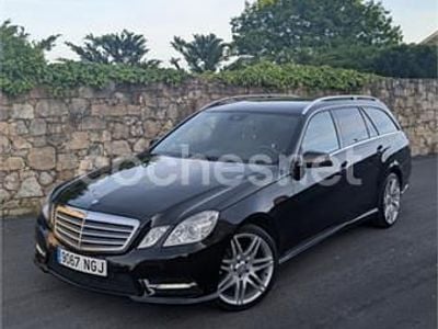 Usado Mercedes E220 Avantgarde 170 CV (125 kW) 2012 Negro Familiar