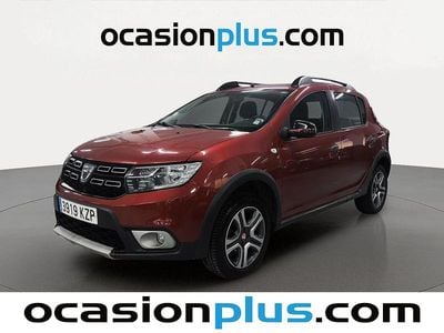 Usado Dacia Sandero 90 CV (66 kW) 2019 Rojo Utilitario