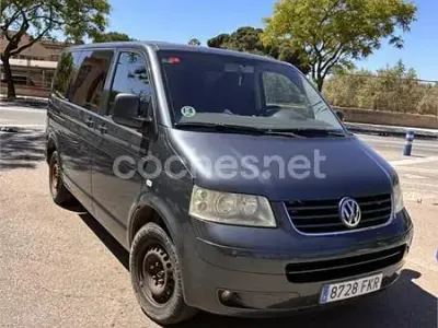 Usado VW Caravelle Comfortline 130 CV (95 kW) 2007 Gris / plata Van