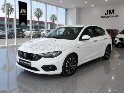 Usado Fiat Tipo Mirror 95 CV (69 kW) 2020 Blanco Berlina