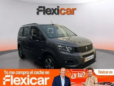 Usado Peugeot Rifter Allure 100 CV (73 kW) 2023 Gris Monovolumen