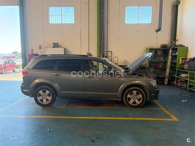 Usado Dodge Journey SXT 140 CV (102 kW) 2010 Gris / plata SUV