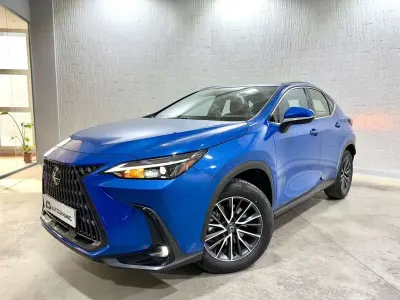 Usado Lexus NX350h 242 CV (177 kW) 2024 Azul SUV