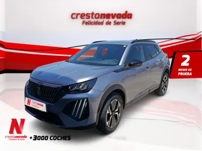 Usado Peugeot 2008 Allure 131 CV (96 kW) 2023 Gris / plata SUV