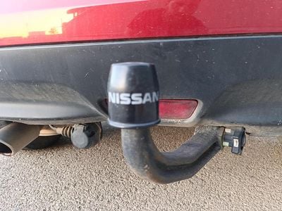 Usado Nissan Juke Acenta 115 CV (84 kW) 2014 Granate SUV