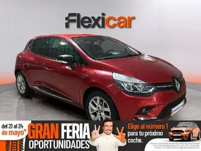 Usado Renault Clio IV Intens 90 CV (66 kW) 2019 Rojo
