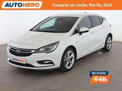 Usado Opel Astra Dynamic 136 CV (100 kW) 2018 Blanco Familiar