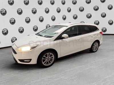 Usado Ford Focus Trend 115 CV (84 kW) 2015 Blanco Familiar
