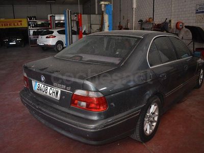 Usado BMW 520 Exclusive 136 CV (100 kW) 2003 Gris / plata Berlina