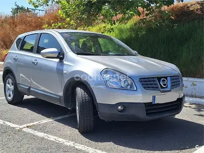 Usado Nissan Qashqai Acenta 106 CV (77 kW) 2007 Gris / plata SUV