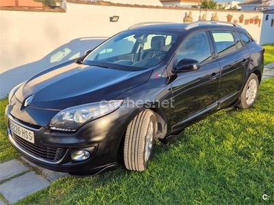 Usado Renault Mégane GrandTour Privilege 130 CV (95 kW) 2013 Negro Familiar